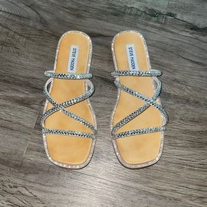 Bling SM sandals size 7. Never worn out.